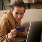 dangers of credit cards for college students